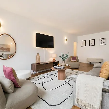 Apartamento Poeticstay - Champs Elysees Paris
