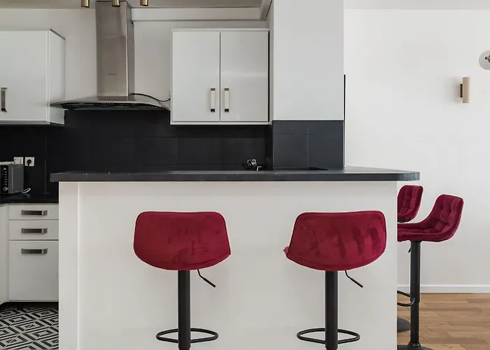 Poeticstay - Champs Elysees Paris