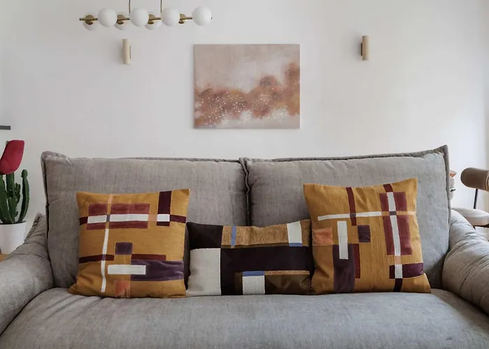 Apartment Poeticstay - Champs Elysees Paris