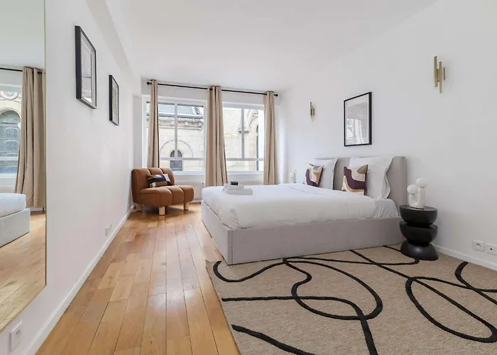 Poeticstay - Champs Elysees * Paris