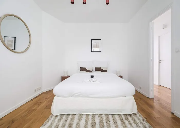 Poeticstay - Champs Elysees Paris