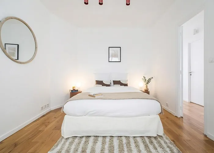 Poeticstay - Champs Elysees פריז